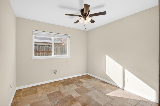 609 Grider Dr, Roseville, CA 95678