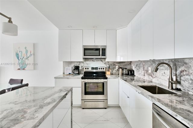 19370 Collins Ave 1406, Sunny Isles Beach, FL 33160