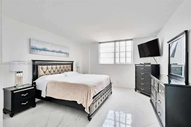 19370 Collins Ave 1406, Sunny Isles Beach, FL 33160