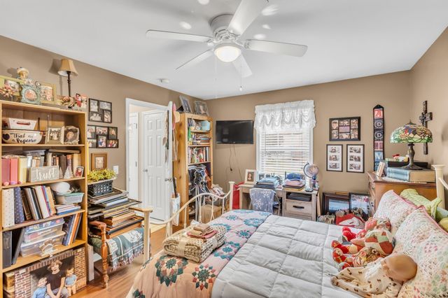 114 Eastdale Ln, Dickson, TN 37055