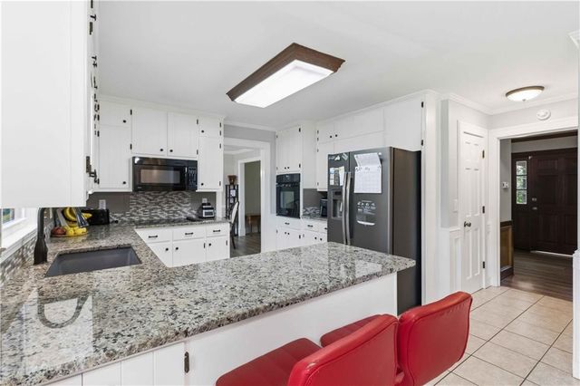1539 Ridgeland Court SW, Lilburn, GA 30047