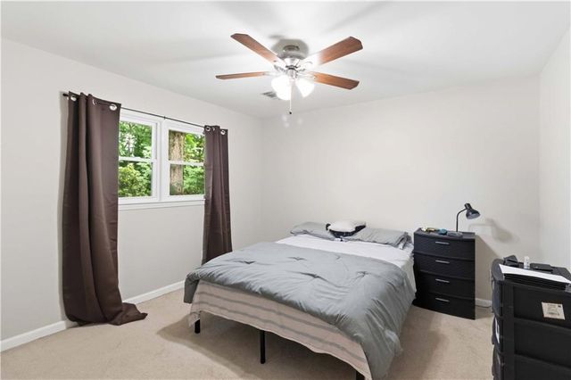 1539 Ridgeland Court SW, Lilburn, GA 30047