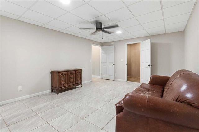 1539 Ridgeland Court SW, Lilburn, GA 30047