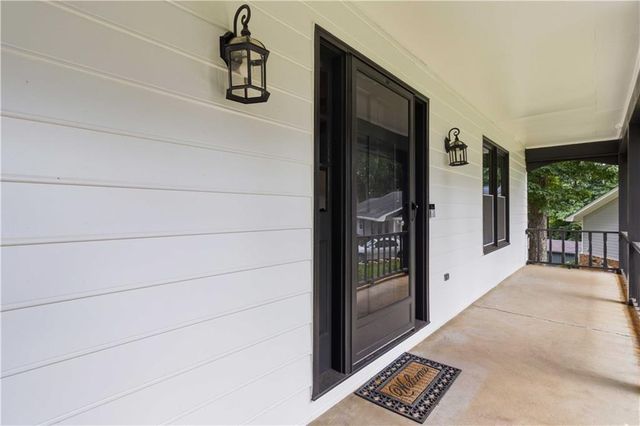 1539 Ridgeland Court SW, Lilburn, GA 30047