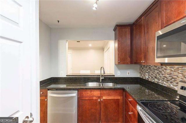 2657 Lenox Road P216, Atlanta, GA 30324