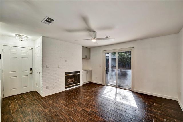 501 Granville Court, Atlanta, GA 30328