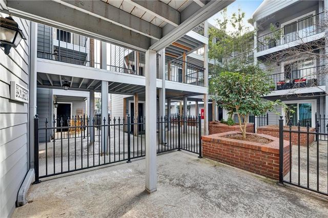 501 Granville Court, Atlanta, GA 30328