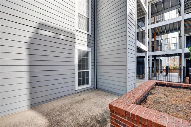 501 Granville Court, Atlanta, GA 30328