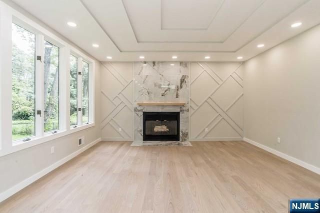 66 E Gramercy Place, Glen Rock, NJ 07452