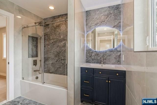 66 E Gramercy Place, Glen Rock, NJ 07452