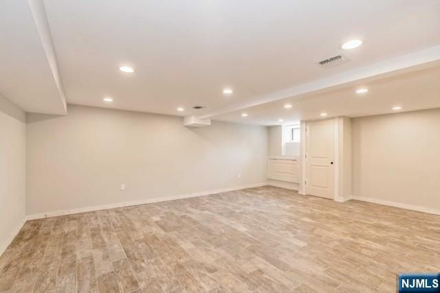 66 E Gramercy Place, Glen Rock, NJ 07452