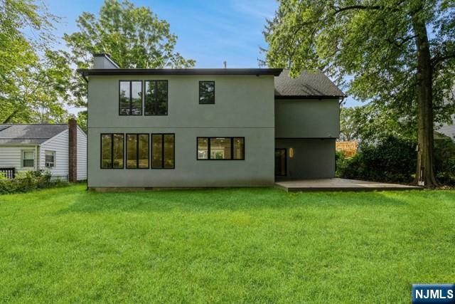 66 E Gramercy Place, Glen Rock, NJ 07452