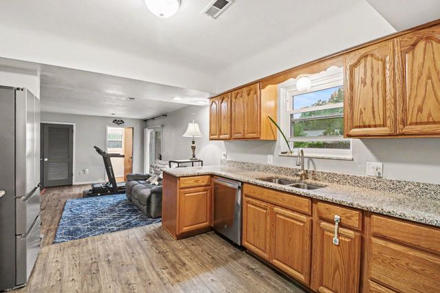 1138 Birchwood, Bedford Twp, MI 48182