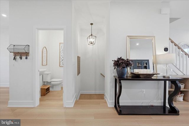 3586 STEPHENSONS HILL LN, Marshall, VA 20115