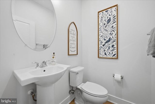 3586 STEPHENSONS HILL LN, Marshall, VA 20115