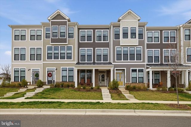 3586 STEPHENSONS HILL LN, Marshall, VA 20115