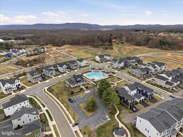 3586 STEPHENSONS HILL LN, Marshall, VA 20115