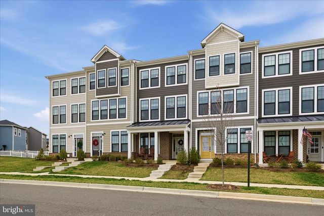 3586 STEPHENSONS HILL LN, Marshall, VA 20115