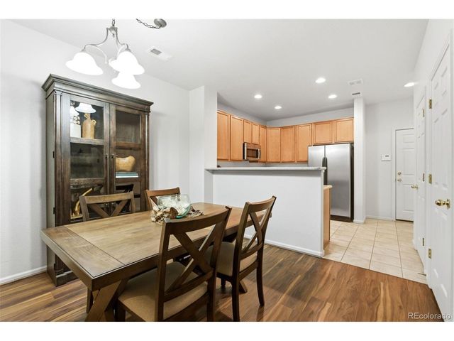 591 S Mobile Pl, Aurora, CO 80017