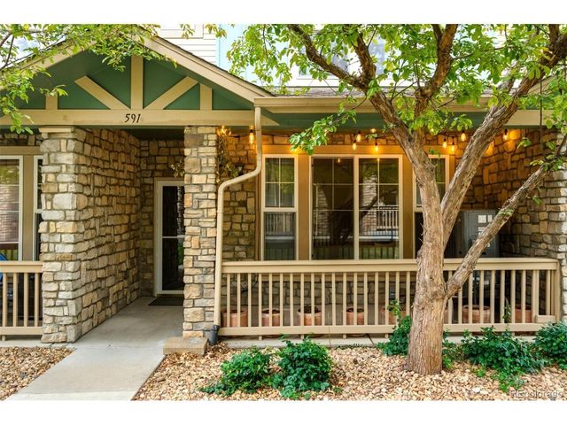 591 S Mobile Pl, Aurora, CO 80017