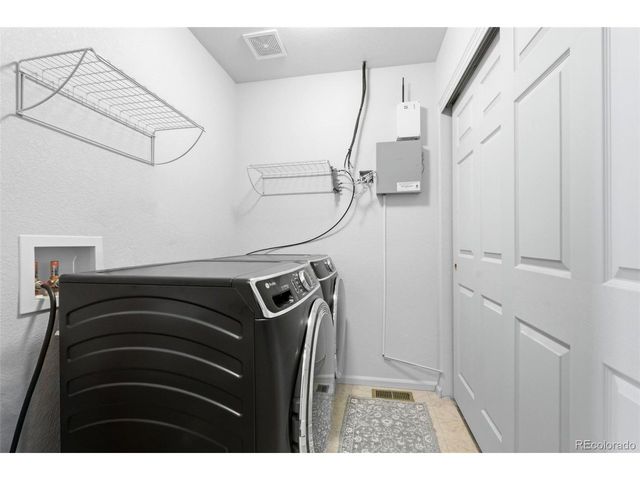591 S Mobile Pl, Aurora, CO 80017