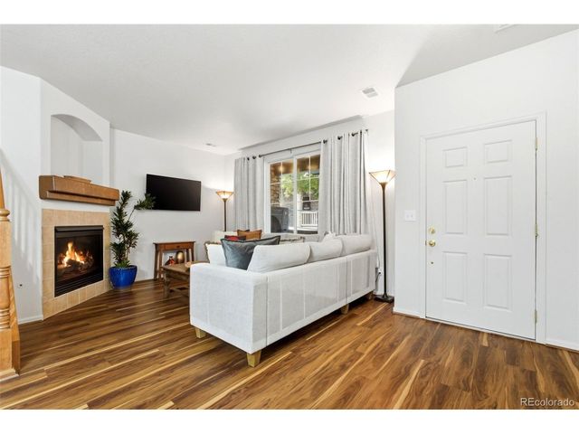 591 S Mobile Pl, Aurora, CO 80017