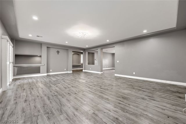8200 Duncan Peak Court, Las Vegas, NV 89139