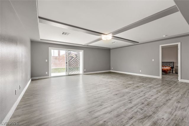 8200 Duncan Peak Court, Las Vegas, NV 89139