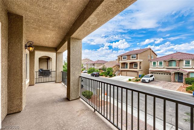 8200 Duncan Peak Court, Las Vegas, NV 89139