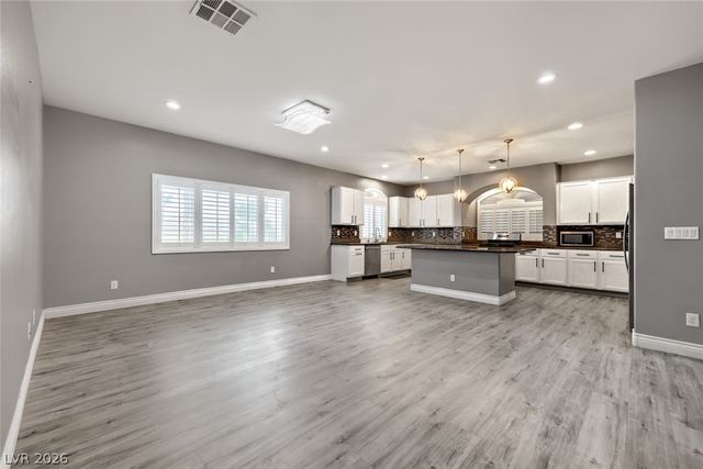 8200 Duncan Peak Court, Las Vegas, NV 89139