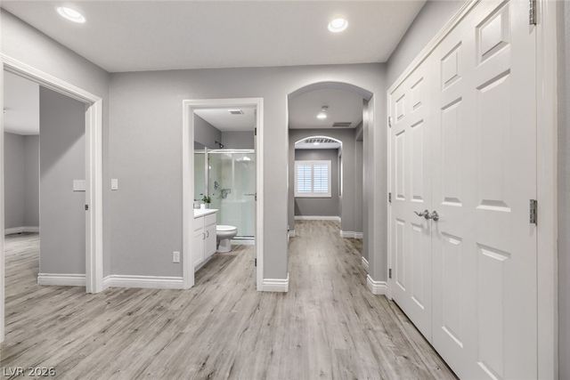 8200 Duncan Peak Court, Las Vegas, NV 89139