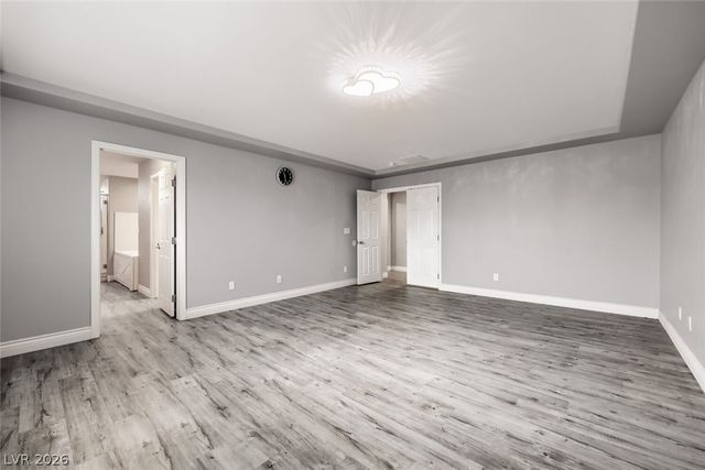 8200 Duncan Peak Court, Las Vegas, NV 89139