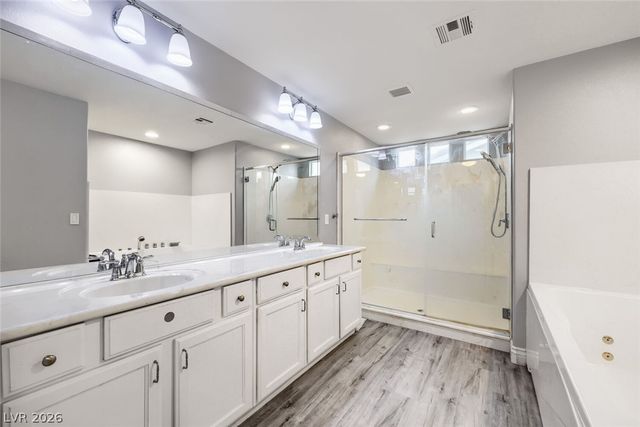 8200 Duncan Peak Court, Las Vegas, NV 89139