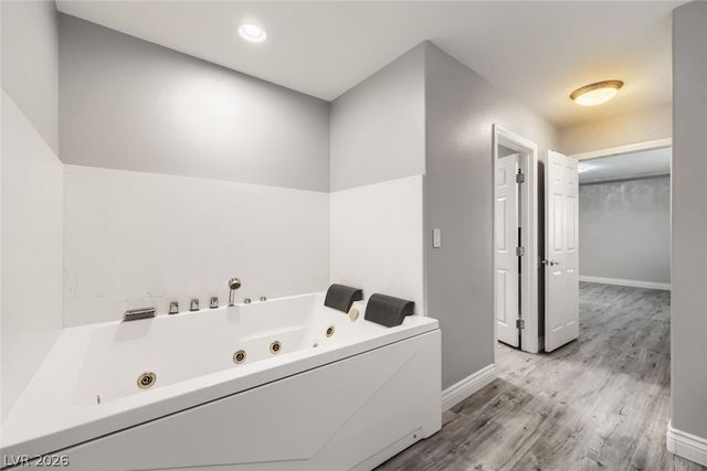 8200 Duncan Peak Court, Las Vegas, NV 89139