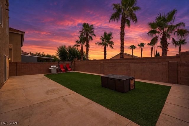 8200 Duncan Peak Court, Las Vegas, NV 89139