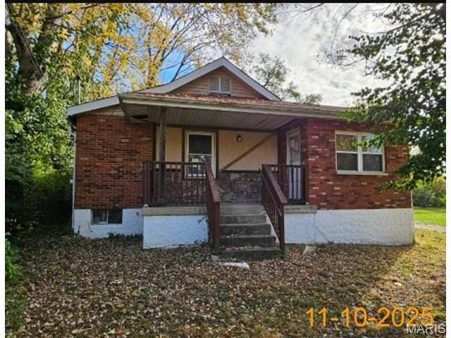 9952 Noble Lane, St Louis, MO 63136