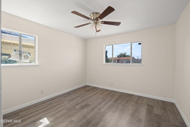 5829 NIKE Lane, El Paso, TX 79924