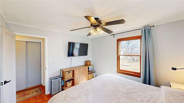 7709 Robinson Street, Overland Park, KS 66204