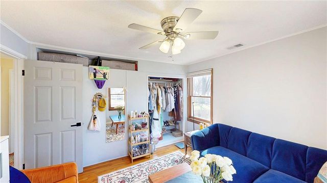 7709 Robinson Street, Overland Park, KS 66204