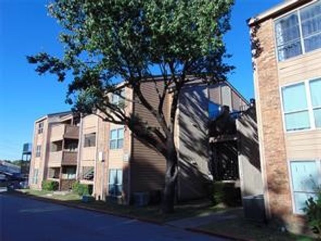 8110 Skillman Street 2072, Dallas, TX 75231