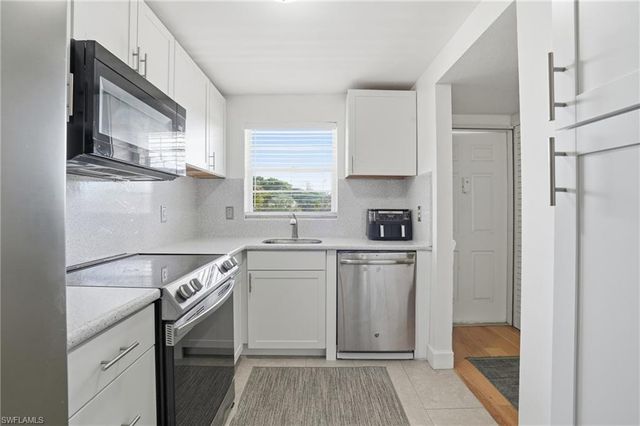 499 Forest Lakes BLVD # 203, Naples, FL 34105