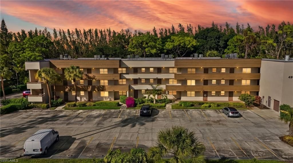 499 Forest Lakes BLVD # 203, Naples, FL 34105