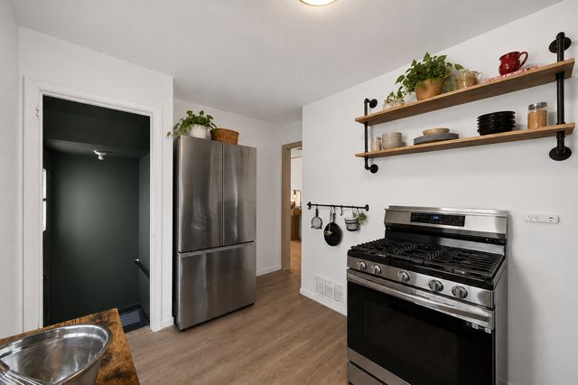 4822 Emerson Avenue N, Minneapolis, MN 55430
