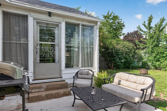 4822 Emerson Avenue N, Minneapolis, MN 55430