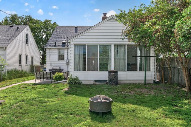 4822 Emerson Avenue N, Minneapolis, MN 55430
