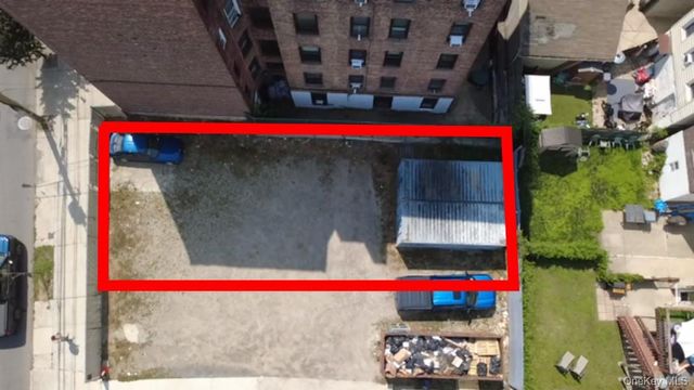 127 E 233rd Street, Bronx, NY 10470