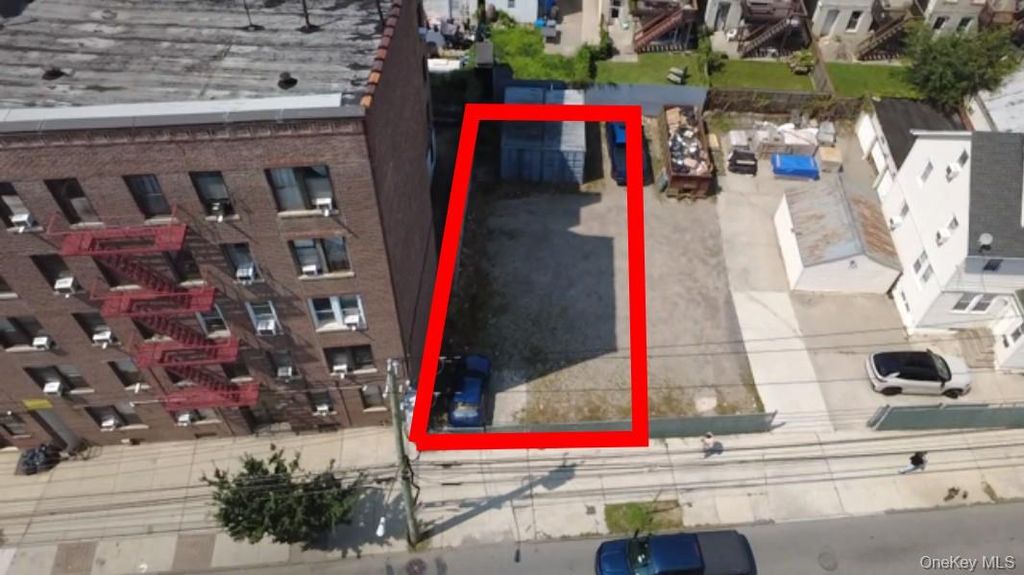 127 E 233rd Street, Bronx, NY 10470