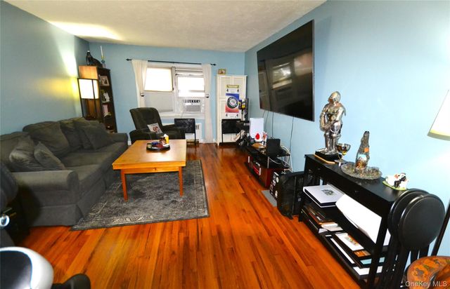 2270 Palmer Avenue 5J, New Rochelle, NY 10801