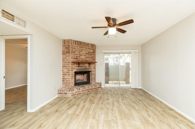 2800 Jeanetta Street 2805, Houston, TX 77063