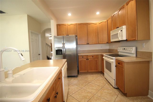 3377 Merrick Lane 707, Margate, FL 33063